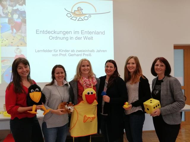 Insgesamt nahmen zwölf Pädagogen am Seminar "Entenland" teil. | Foto: Schultüte