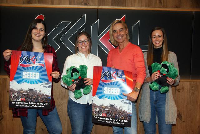 TVB-GF Andreas Steibl mit Nina Siegele (Wirtschaftskooperationen), Alexandra Sailer (Marketing) und Isabell Parth (Presse/Kommunikation) (v.l.).