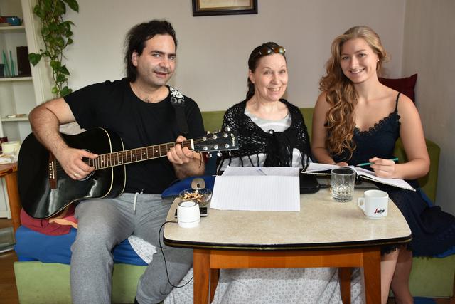 Christian Handler, Mona May, Patricia Elisabeth Trageser. Lilith’s Kuss. Bei den Proben in Sarmingstein.