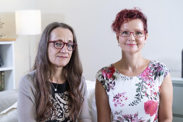 links: Mag. Manuela Lang, Psychologin und Mediatorin
rechts: Mag. Michaela Hartenstein, Präsidentin der Selbsthilfegruppe Pankreaskarzinom