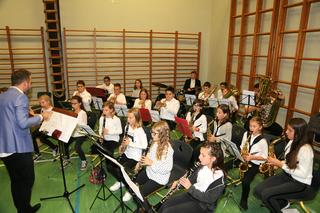 Datum: 22.03.2014 Ort: St Florian Adresse: Wiener Strae 8, 4490 Sankt Florian, sterreich Website: Photos in Panoramio Harry Sokal GROOVE - altes Kino - Harry Sokal Official