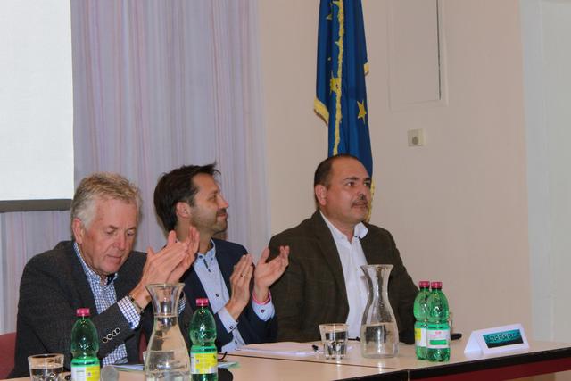 Labg.Bgm.Herbert Gaggl (ÖVP), Mag. Markus Unterdorfer-Morgenstern (NEOS) und Landesobmann Clemens Costisella