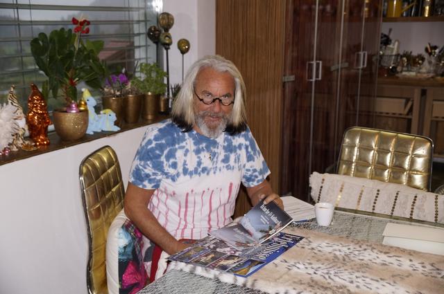 Erwin Windhofer steht hinter dem Kalender der Gemeinden: Bischofshofen, St. Martin, Hüttau, Werfen, Werfenweng und Pfarrwerfen.