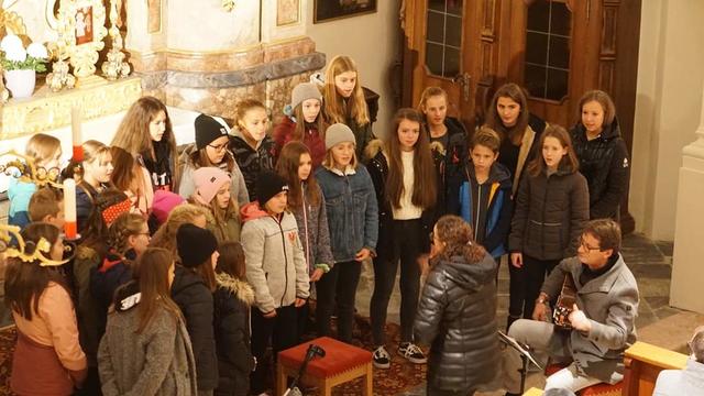 Natürlich trugen auch die Kinder ihren Teil zum Benefizkonzert bei.