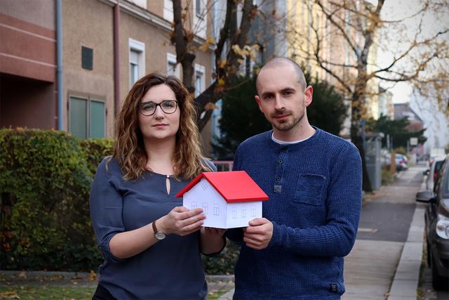 Die Jungen Linken Linz machten am 25. November auf den Tag gegen Gewalt an Frauen aufmerksam. | Foto: Junge Linke/Griesebner