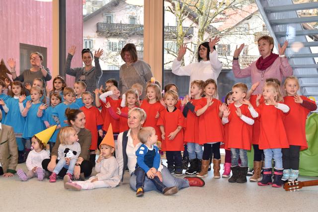 Kindergarten Steinach: LR Tratter: "A schönes Haus!" - Stubai-Wipptal