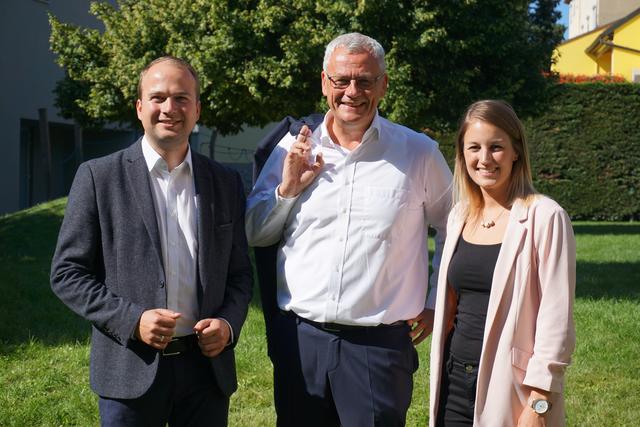 Präsentieren das neue Stadtbaumkonzept der Landeshauptstadt: VBgm. Istvan Deli, Bgm. Thomas Steiner und VBgm. Lisa Vogl