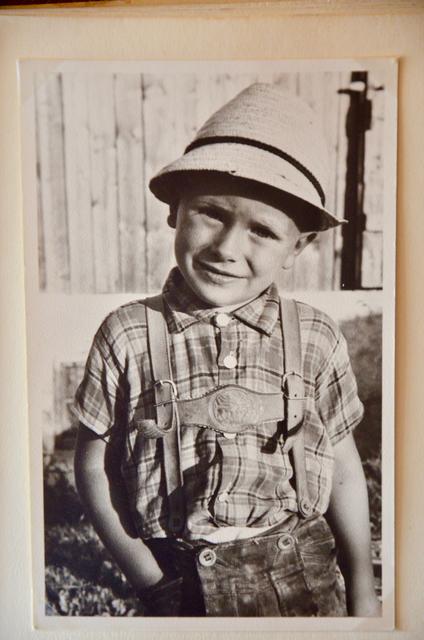 Der kleine Sepp startete eine Gastro-Karriere. | Foto: privat