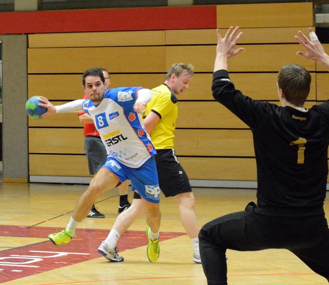 Mit dem Welser Topscorer Sebastian Hochleitner hatten die Trauner so ihre Probleme.