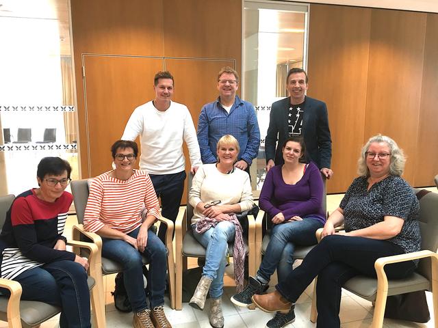 Das gewählte Betriebsratsteam mit Hansjörg Hanser (hi. re.).