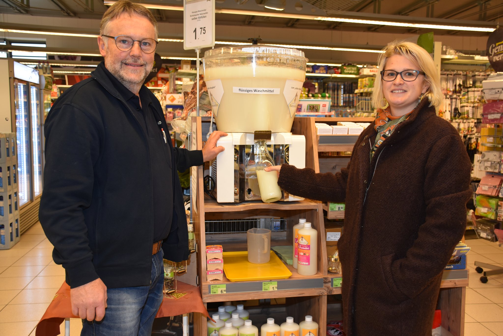 Regional und naturbelassen: Flüssiges Waschmittel zum selber Zapfen - Perg