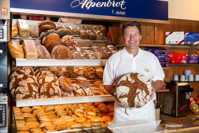 Franz Jechart freut sich sehr über die Auszeichnung und Wertschätzung seiner Kunden.