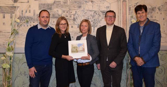 Markus Furtner, Amtsleiterin Rosemarie Kaufmann, Cornelia Lechner (Stadtmarketing), Gemeinderat Wolfgang Standhartinger und Bürgermeister Franz Angerer
