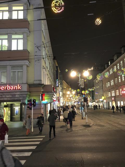 Linzer Innenstadt und die Einkaufszentren punkten in der Weihnachtszeit mit Erlebnischarakter.