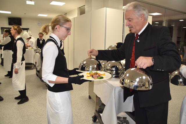 Richard Rainalter koordinierte bestens sein Serviceteam. | Foto: Siegele