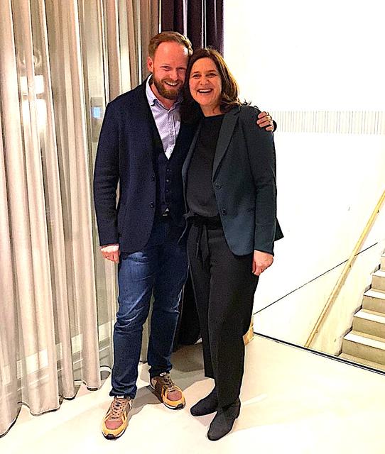 Angelika Schmied-Hofinger mit Nachfolger Patrick Unterberger.