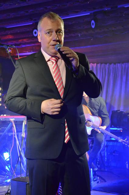 Casino Seefeld Marketing Manager Stefan Schertler begrüßte die vielen BesucherInnen.