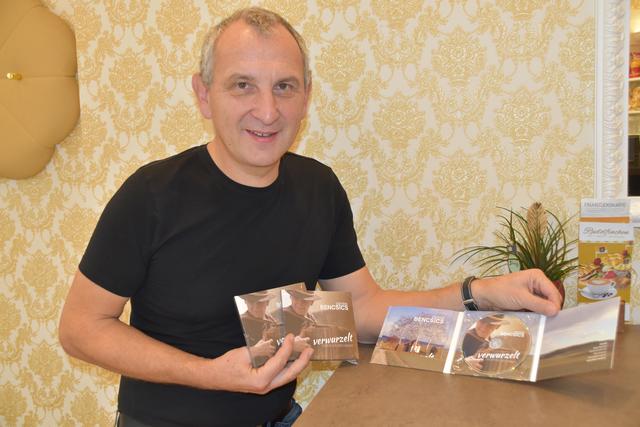 Die Bezirksblätter Oberwart und Dieter Bencsics verlosen 5 CDs des Albums "verwurzelt".