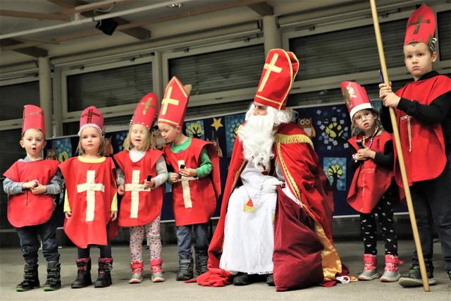 Der Nikolaus besucht am 6. Dezember das Forum Kalsdorf.