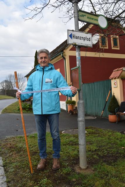 Landtagskandidat Alois Mondschein (ÖVP) will 57 Ortschaften im Bezirk wahlkampfbedingt erwandern.
