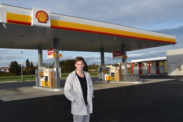Georg Krenn eröffnet am 9. Dezember in St. Michael seine zweite Tankstelle. Mit Treibstoff beliefert wird sie von Shell.