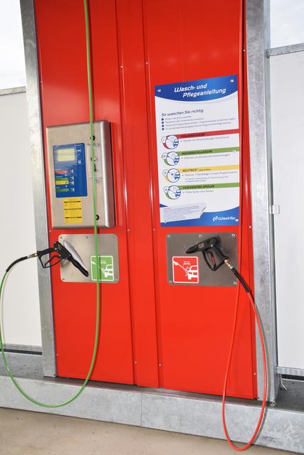 Zwei SB-Stationen stehen Autofahrern zur Verfügung.