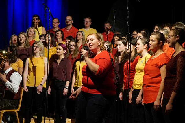 Der Boundlesschor und die drei Gesangssolisten Sarah Hummer, Eva Sterrer und Thomas Malzer begeisterten die Zuhörer in Gaspoltshofen ebenfalls.