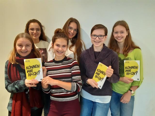 Die erfolgreichen jungen Autorinnen aus Enns. | Foto: Anita Füreder