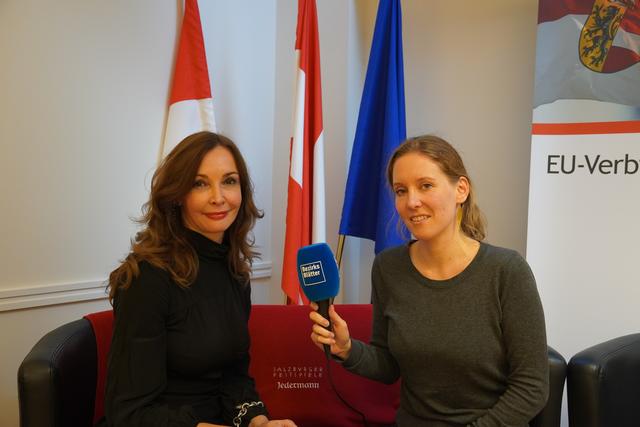 Michaela Petz-Michez gab Bettina Buchbauer im Salzburger Verbindungsbüro in Brüssel ein Interview.