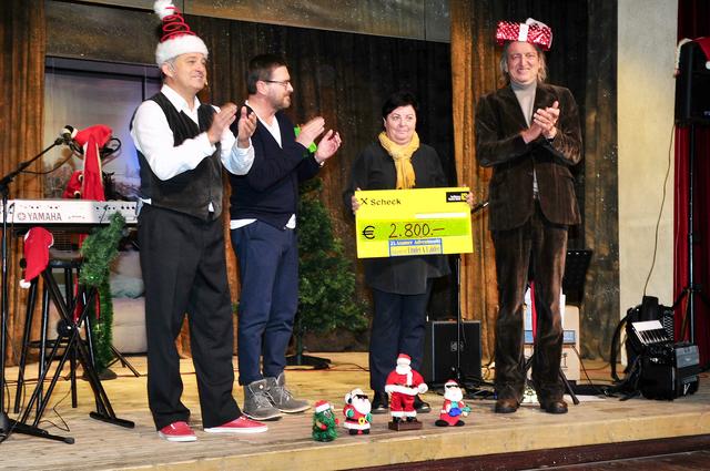 2.800 Euro – da gab es Applaus von Bgm. Christian Abenthung, Siggi Haider und Noseler Markus! | Foto: Hassl