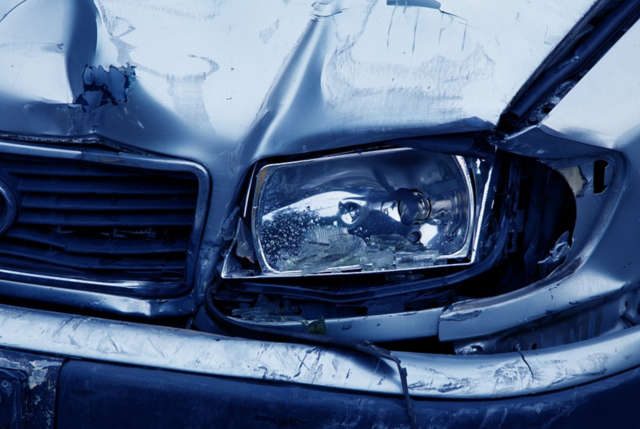 Am Auto entstand erheblicher Sachschaden.
