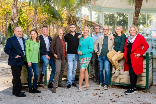 Die Top 10 der Grünen Baden für die Gemeinderatswahl am 26. Jänner 2020 v.l.n.r.: Hans Haugeneder (8), Susi Szalanski (8), Robert Blecha (10), Andrea Kinzer (7), Stefan Eitler (2), Helga Krismer (1), Christian Dusek (6), Christian Ecker (4), Anne Sass (5), Martina Nouira-Weissenböck (3).