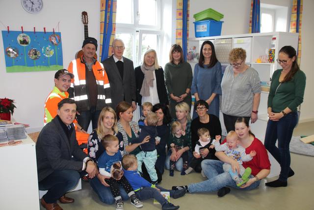 Am 20. November wurde das Kindernest in Pfaffstätt feierlich eröffnet.  | Foto: Verein Tagesmütter Innviertel