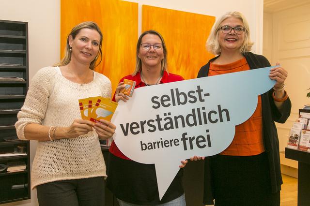 Stadträtin Anja Hagenauer und das "Team Vielfalt" starten die Initiative "Selbstverständlich barriereFrei".