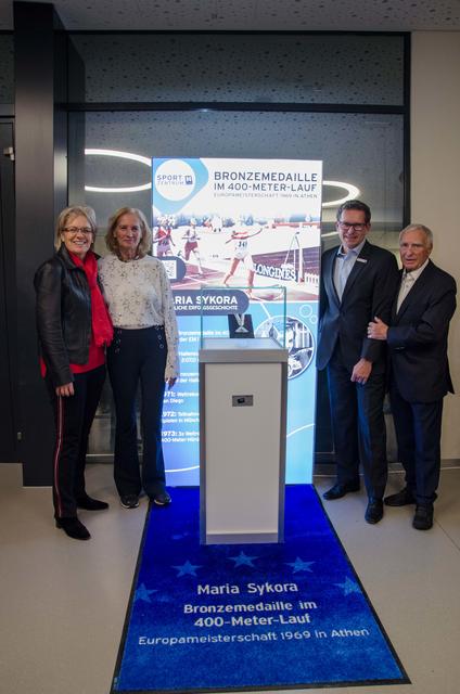 Sportlandesrätin Petra Bohuslav, Maria Sykora, Franz Stocher, Gunnar Prokop | Foto: André-Philippe Luif