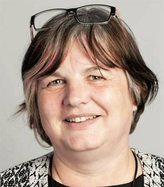 Ich genieße Kerzenschein, ´besinnliche Musik und gehe in mich - jeglicher Stress ist selbst produziert. Eva Schaffranek, Herzogenburg
