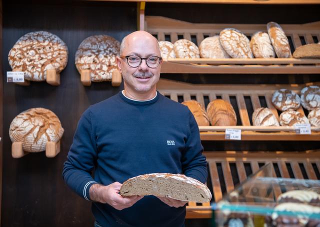 Durch und durch handgemacht: Das Sauerteigbrot von Fuchs.