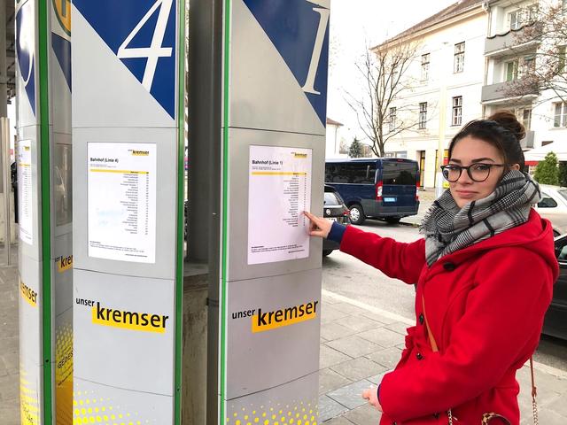 Alina ist zufrieden mit den Buslinien in Krems. | Foto: Foto: Necker