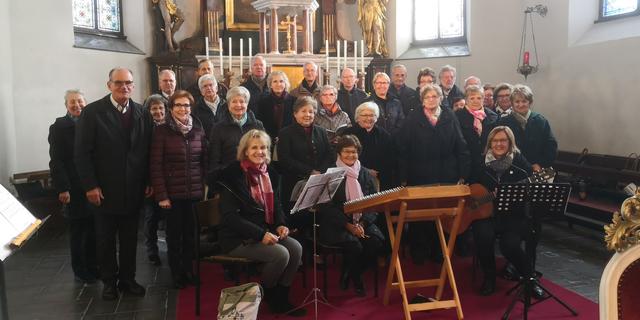Die Singgemeinschaft Feldkirchen lädt zum Adventkonzert.