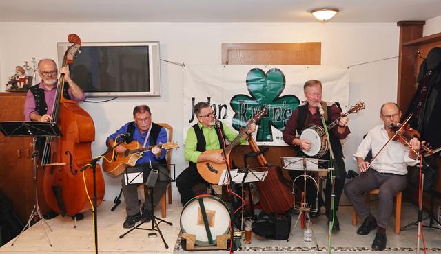 Beim Tannenwirt in Weiz gab es jetzt ein Benefizkonzert mit der John Ryan Band. 
 | Foto: H. Heran