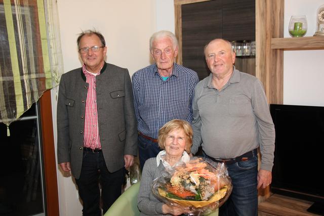 Das Ehepaar Pacnik mit Walter Hojas und Josef Rothschedl