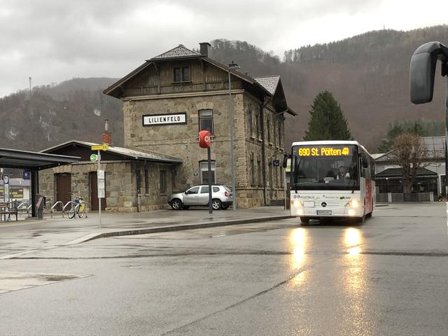 Lilienfelds Pendler können unter fünf Bus- und einer Bahnlinie wählen. Nur Hainfelder erfreuen sich eines noch breiteren Angebots.