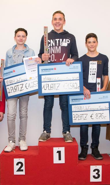 Die Gewinner des Bau-Lehrlingscastings: Lukas Gottsbacher (1.), Julian Hintermaier (2.) und Jonas Kern (3.)