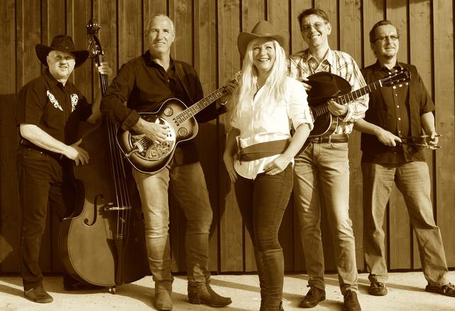 Die Band "Pretty Old" sorgt am 4. Dezember für Country Christmas im Sozialzentrum Vasoldsberg.
