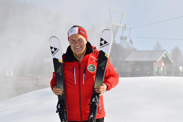 Erik Schinegger schrieb als Rennläuferin Erika Geschichte. Vor 45 Jahren eröffnete er seine Skischule auf der Simonhöhe. | Foto: Friessnegg