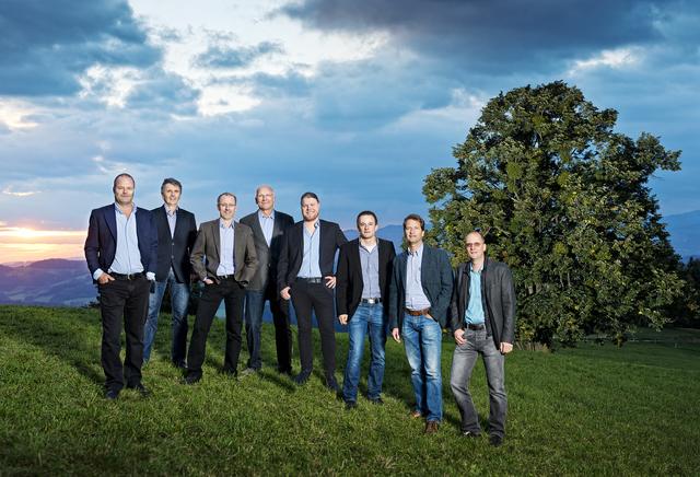 Bernd Hauptmann, Konrad Hasenbichler, Harald Paier, Hans Zarfl, Martin Hauptmann, Franz Zarfl, Klaus Penz und Helmut Stimpfl (von links)