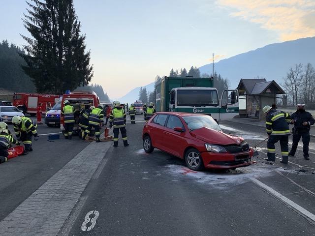 Die Gailtalstraße war rund eineinhalb Stunden gesperrt.