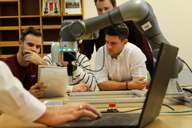 Robotik &amp; Engineering werden an der HTL Ferlach angeboten | Foto: HTL Ferlach