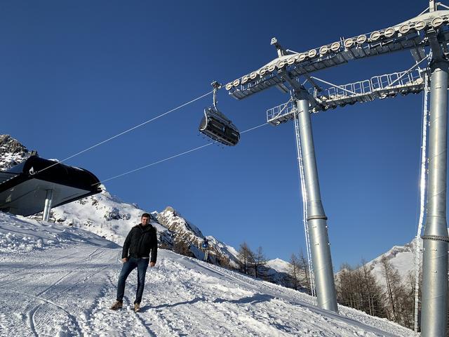 Maximilian Schultz ist stolz über das neueste Schmuckstück im Großglockner Resort Kals-Matrei. Die neue Bahn wurde in nur acht Monaten Bauzeit errichtet. | Foto: Schultz-Gruppe