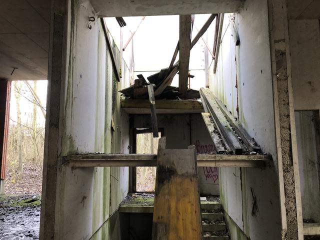 Ein Stiegenhaus in der Ruine.  | Foto: BezirksRundschau